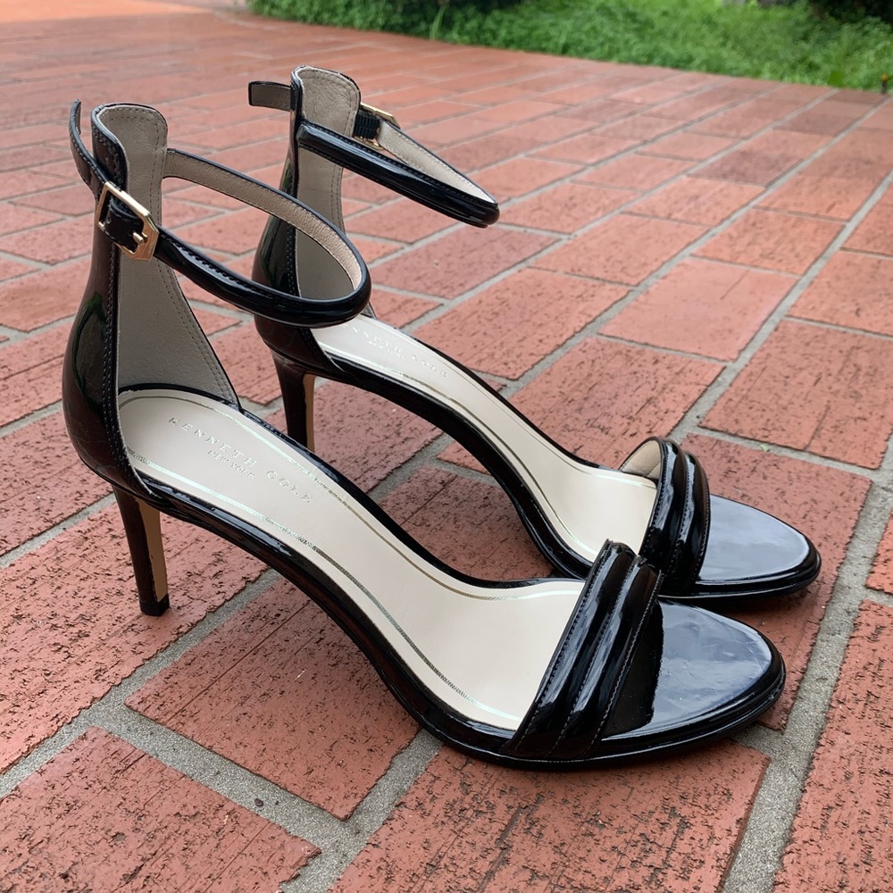 Kenneath Cole black heels